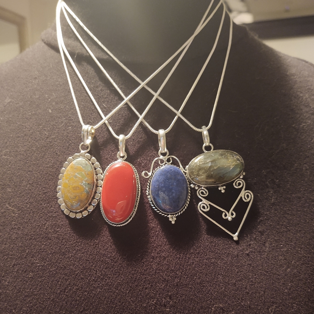 Free with purchase 1 pendant 🌹Semi-Precious Pendants with Chain